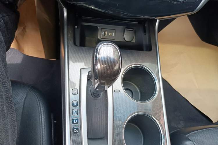 Used Nissan Teana 2013 2.0L XL Comfort Edition Gear Lever