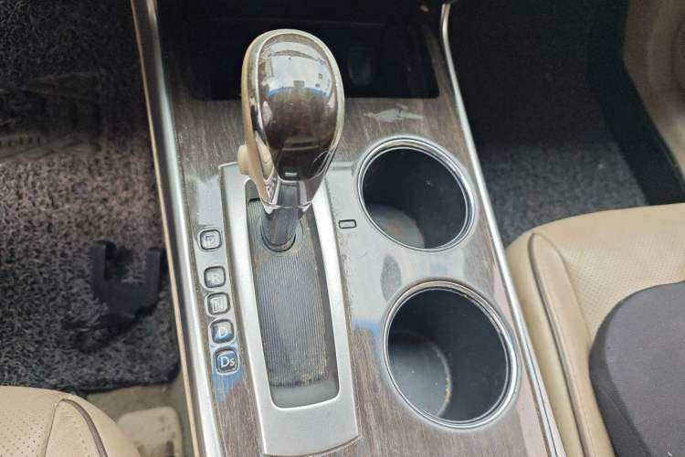 Used Nissan Teana 2013 2.0L XL Comfort Edition Gear Lever