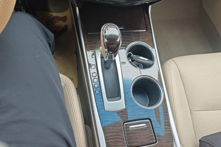 Used Nissan Teana 2013 2.0L XL Comfort Edition Gear Lever