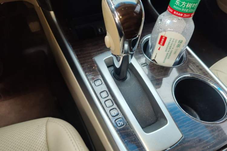 Used Nissan Teana 2013 2.0L XL Comfort Edition Gear Lever