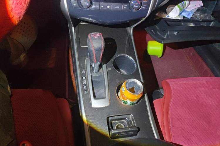 Used Nissan Teana 2013 2.0L XL Comfort Edition Gear Lever