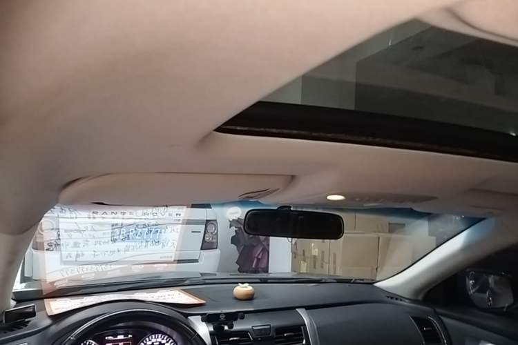 Used Nissan Teana 2013 2.0L XL Comfort Edition Headliner
