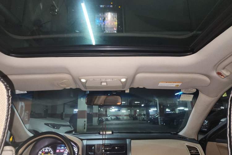 Used Nissan Teana 2013 2.0L XL Comfort Edition Headliner