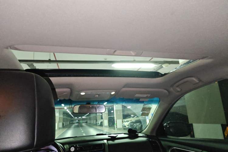 Used Nissan Teana 2013 2.0L XL Comfort Edition Headliner
