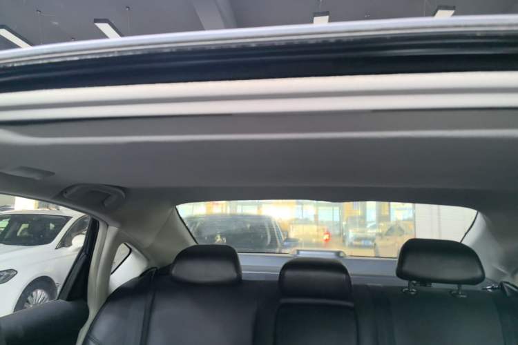 Used Nissan Teana 2013 2.0L XL Comfort Edition Headliner