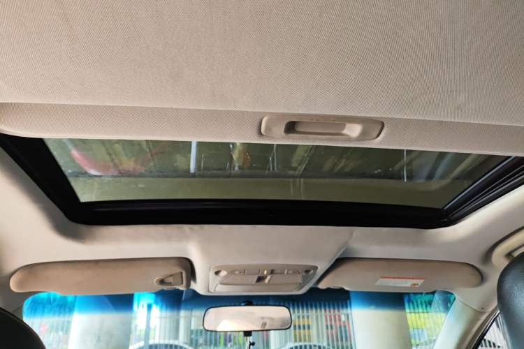 Used Nissan Teana 2013 2.0L XL Comfort Edition Headliner