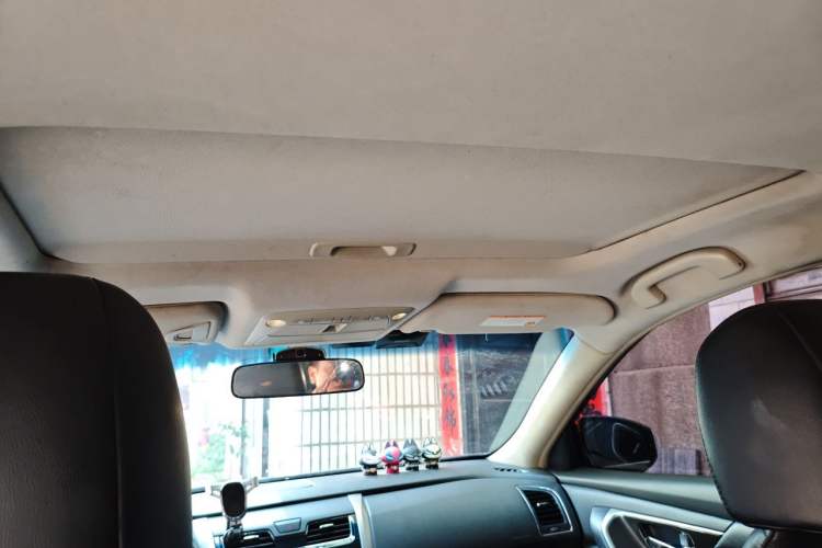 Used Nissan Teana 2013 2.0L XL Comfort Edition Headliner