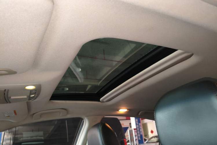 Used Nissan Teana 2013 2.0L XL Comfort Edition Headliner