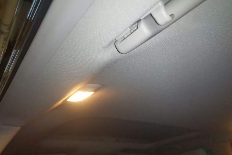 Used Nissan Teana 2013 2.0L XL Comfort Edition Headliner