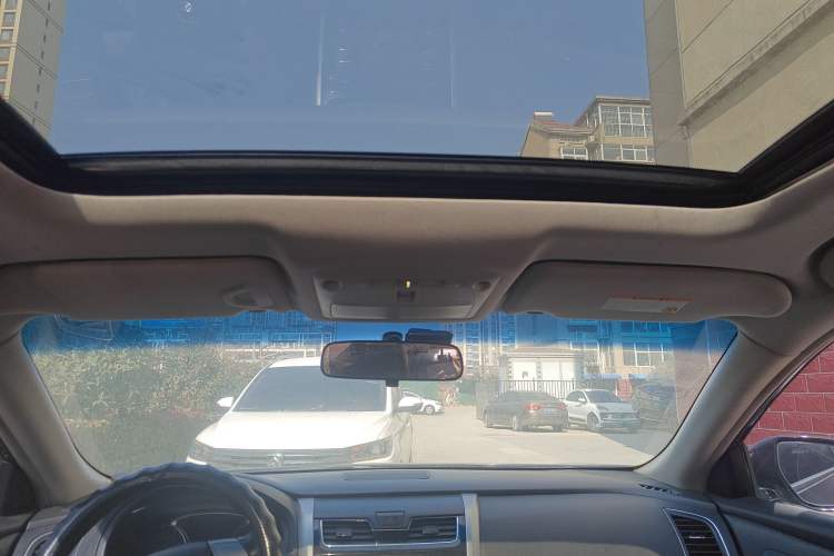 Used Nissan Teana 2013 2.0L XL Comfort Edition Headliner