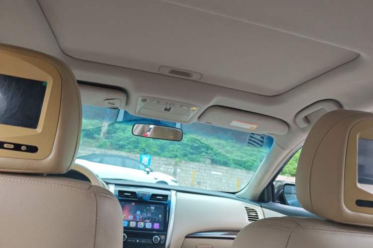 Used Nissan Teana 2013 2.5L XL Leading Edition Headliner