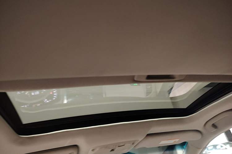 Used Nissan Teana 2013 2.0L XL Comfort Edition Headliner