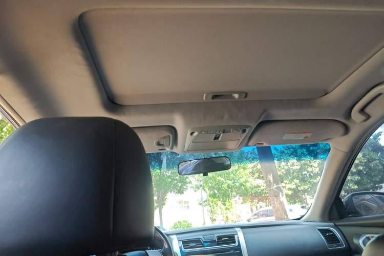Used Nissan Teana 2013 2.0L XL Comfort Edition Headliner