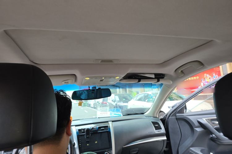 Used Nissan Teana 2013 2.0L XL Comfort Edition Headliner