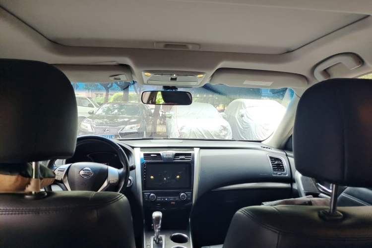 Used Nissan Teana 2013 2.0L XL Comfort Edition Headliner