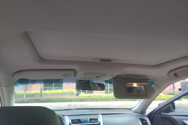 Used Nissan Teana 2013 2.0L XL Comfort Edition Headliner