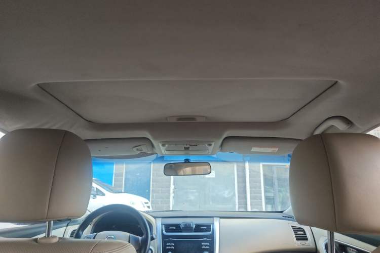 Used Nissan Teana 2013 2.0L XL Comfort Edition Headliner