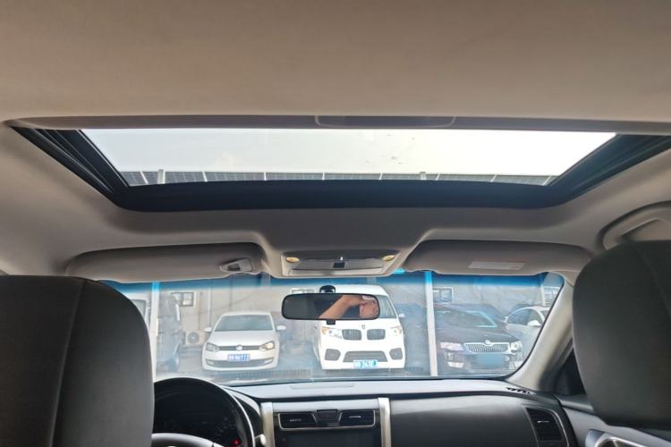 Used Nissan Teana 2013 2.0L XL Comfort Edition Headliner