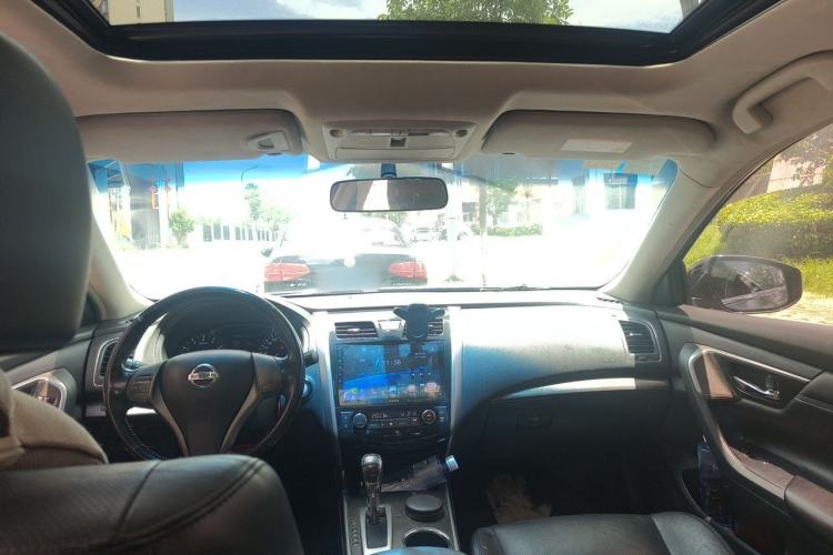 Used Nissan Teana 2013 2.0L XL Comfort Edition Headliner