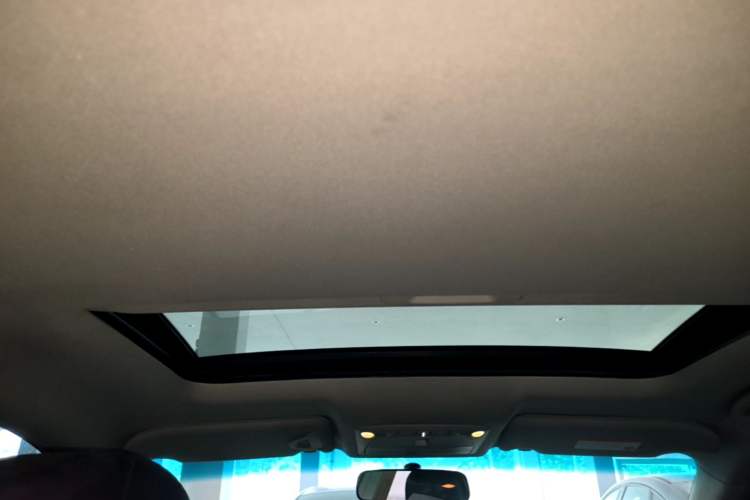Used Nissan Teana 2013 2.0L XL Comfort Edition Headliner