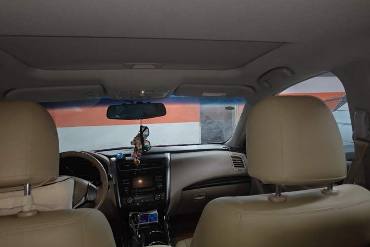 Used Nissan Teana 2013 2.0L XL Comfort Edition Headliner