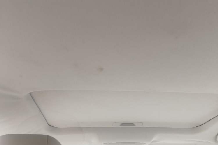 Used Nissan Teana 2013 2.0L XL Comfort Edition Headliner