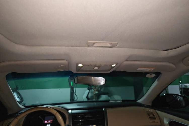 Used Nissan Teana 2013 2.0L XL Comfort Edition Headliner