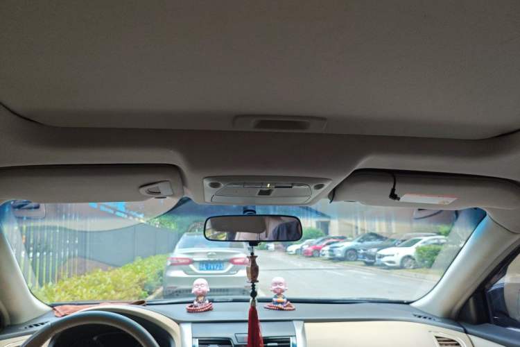 Used Nissan Teana 2013 2.0L XL Comfort Edition Headliner