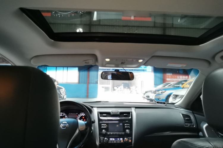 Used Nissan Teana 2013 2.0L XL Comfort Edition Headliner