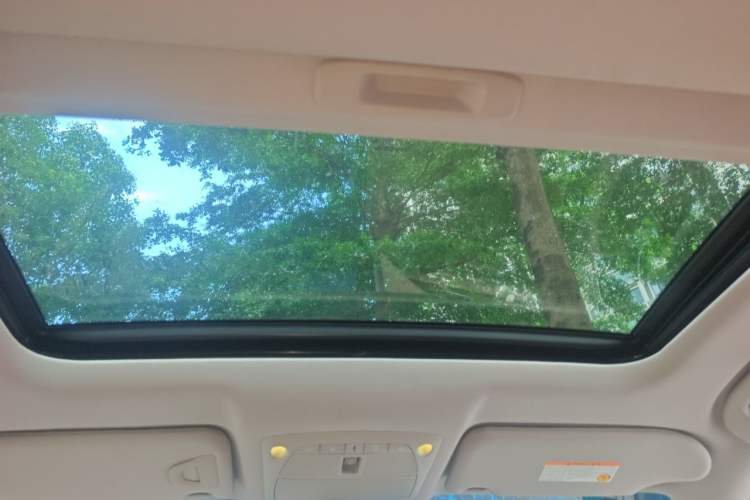 Used Nissan Teana 2013 2.0L XL Comfort Edition Headliner