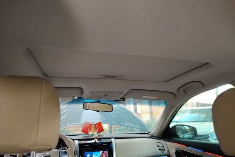 Used Nissan Teana 2013 2.0L XE Fashion Edition Headliner