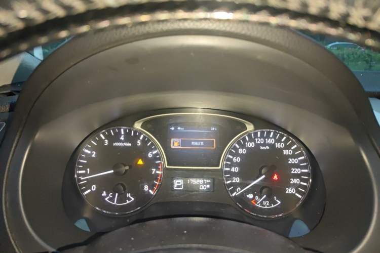 Used Nissan Teana 2013 2.5L XL Leading Edition Instrument Cluster