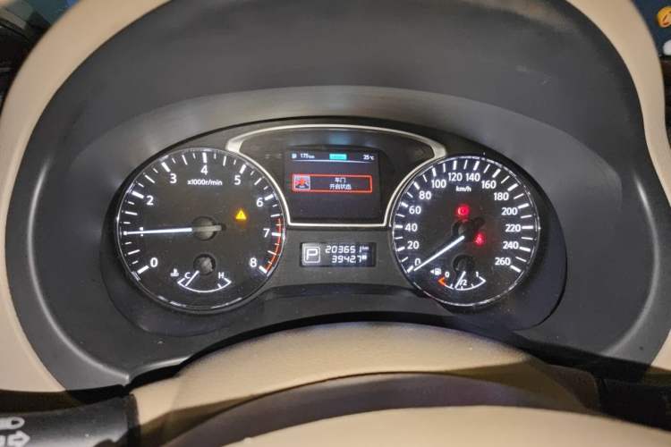 Used Nissan Teana 2013 2.0L XL Comfort Edition Instrument Cluster