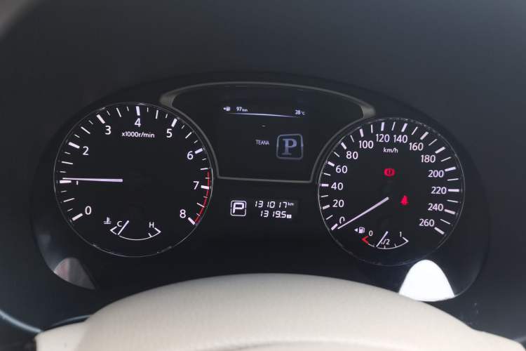 Used Nissan Teana 2013 2.0L XL Comfort Edition Instrument Cluster