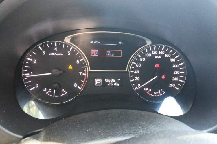Used Nissan Teana 2013 2.5L XL Leading Edition Instrument Cluster