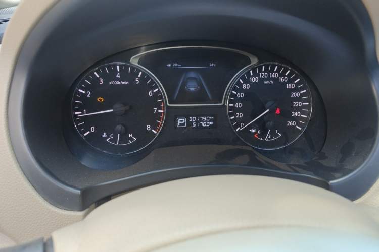 Used Nissan Teana 2013 2.0L XL Comfort Edition Instrument Cluster