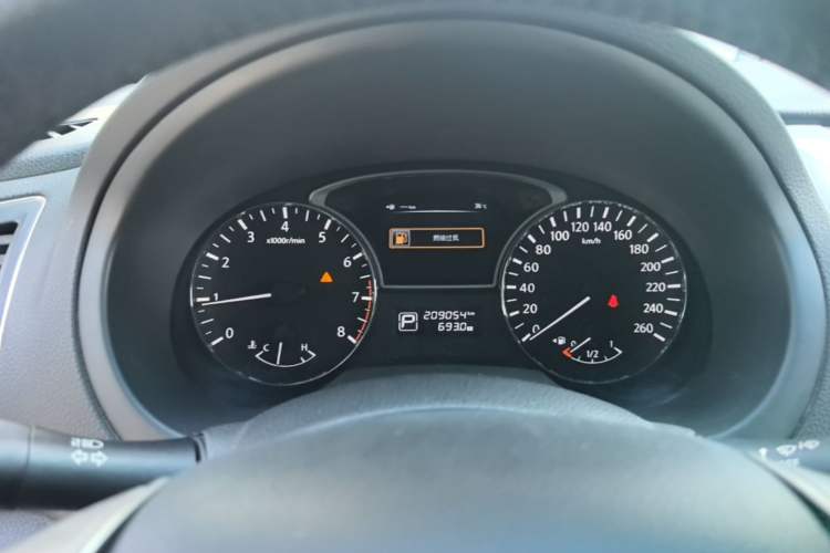 Used Nissan Teana 2013 2.0L XL Comfort Edition Instrument Cluster
