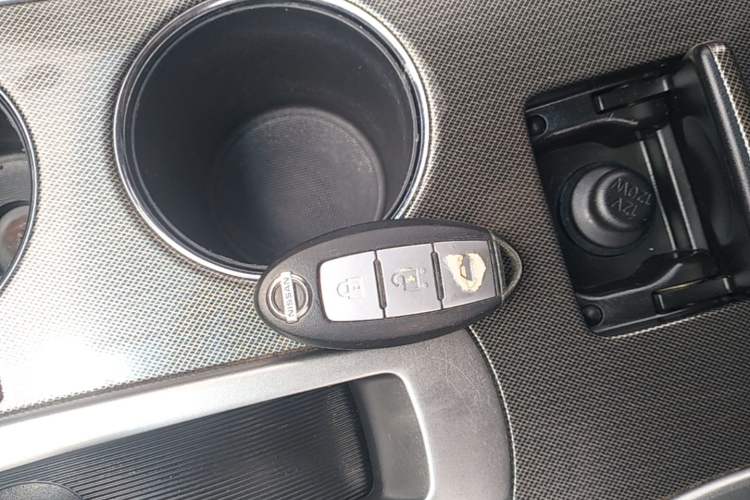 Used Nissan Teana 2013 2.0L XL Comfort Edition Interior 1