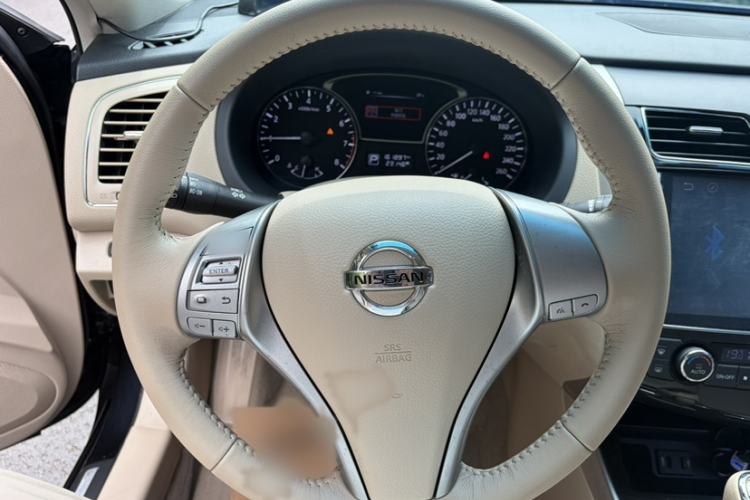 Used Nissan Teana 2013 2.0L XL Comfort Edition Interior 1