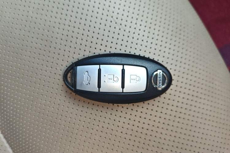 Used Nissan Teana 2013 2.0L XL Comfort Edition Interior 1