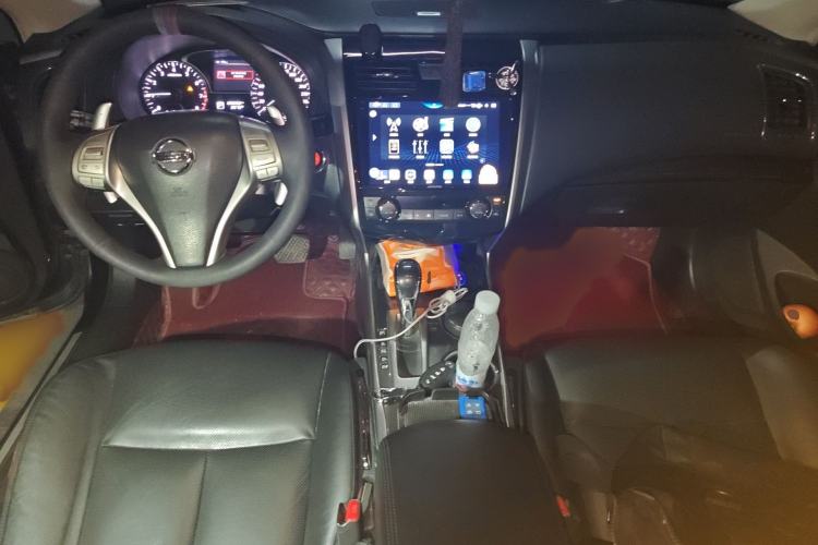 Used Nissan Teana 2013 2.5L XL Leading Edition Interior 2