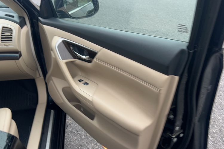 Used Nissan Teana 2013 2.0L XL Comfort Edition Interior 2