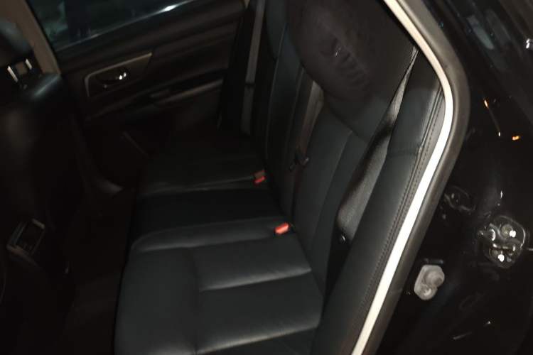 Used Nissan Teana 2013 2.0L XL Comfort Edition Interior 4