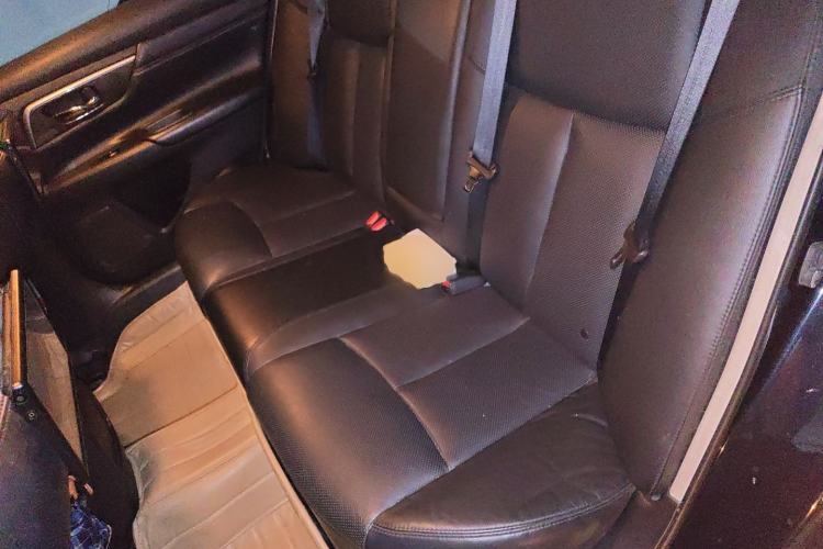 Used Nissan Teana 2013 2.5L XL Leading Edition Interior 4