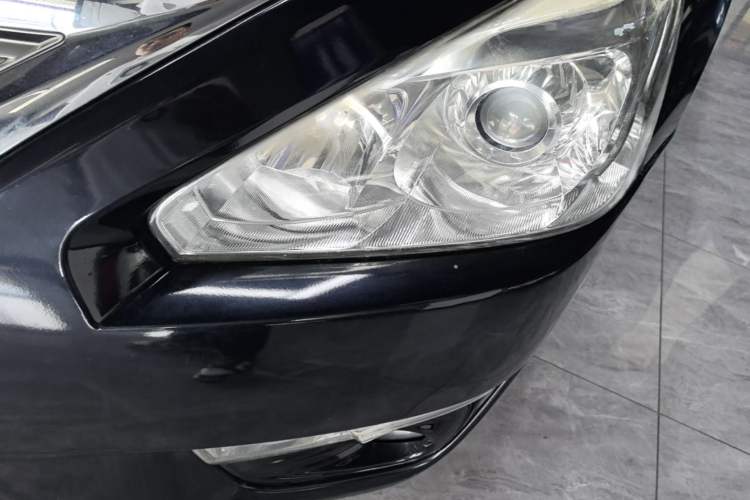 Used Nissan Teana 2013 2.0L XL Comfort Edition Left Front Headlight