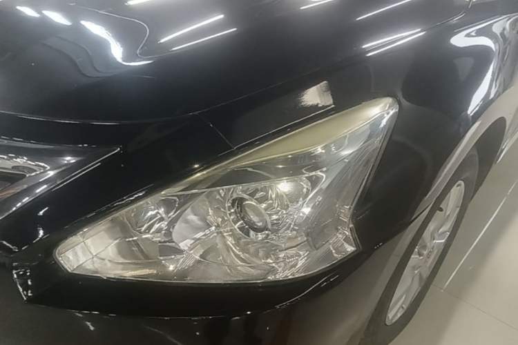 Used Nissan Teana 2013 2.0L XL Comfort Edition Left Front Headlight