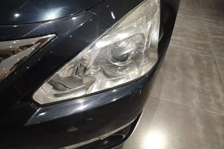 Used Nissan Teana 2013 2.0L XL Comfort Edition Left Front Headlight