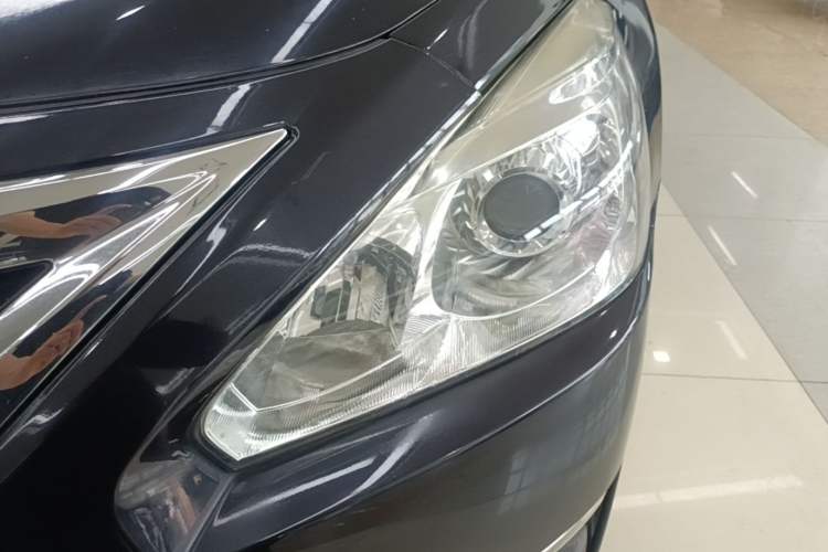Used Nissan Teana 2013 2.0L XL Comfort Edition Left Front Headlight
