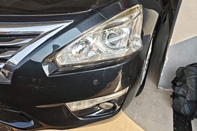 Used Nissan Teana 2013 2.0L XL Comfort Edition Left Front Headlight