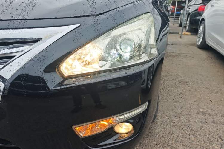Used Nissan Teana 2013 2.0L XL Comfort Edition Left Front Headlight
